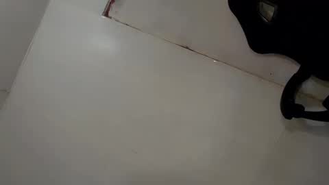 Snapshot of tgirl_luna69 chatting on February 2025 03:48:01 AM Luna online show from February 2025 03:48:01 AM