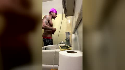 Snapshot of tguns4200 chatting on March 2026 04:14:02 PM tguns4200 online show from March 2026 04:14:02 PM