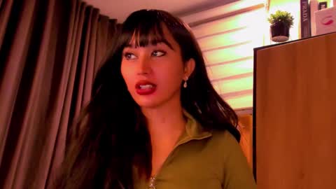 Snapshot of th3r3sa chatting on December 2024 01:22:01 AM th3r3sa online show from December 2024 01:22:01 AM