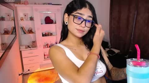 thalia  online show from September 2025 07:36:02 PM