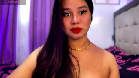 Ms. Thalia online show from November 2025 03:06:02 AM