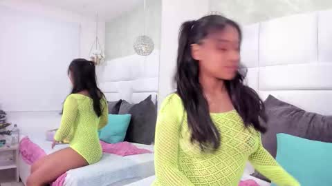 Thalia Nichols online show from December 2025 09:54:01 PM