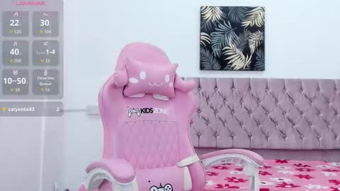 Snapshot of thalia_ssmith chatting on March 2026 07:05:01 PM thalia online show from March 2026 07:05:01 PM