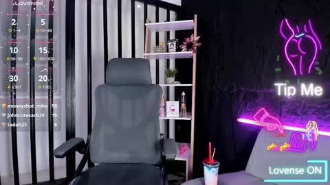 Thalia online show from September 2025 05:18:02 AM