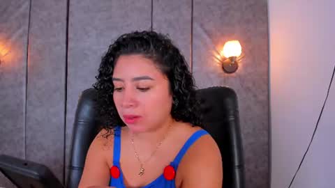 Snapshot of thara_webstter chatting on July 2026 11:47:02 AM thara webstter online show from July 2026 11:47:02 AM