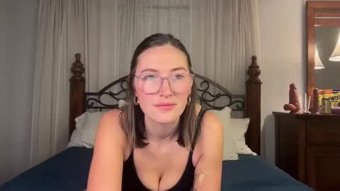 Snapshot of thatfuncouple16 chatting on January 2025 01:37:02 AM That Fun Couple online show from January 2025 01:37:02 AM