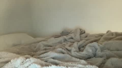 Melanie online show from March 2026 04:27:01 AM