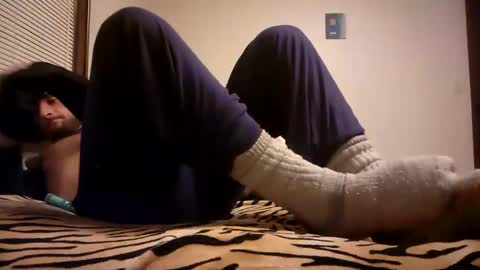 thatman1997655 online show from November 2025 11:24:01 AM