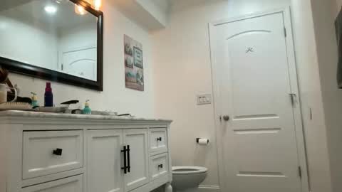 thatoneblondee online show from January 2026 06:21:02 PM