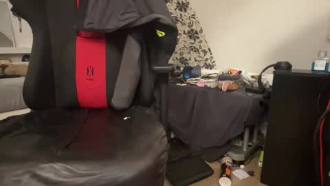 Snapshot of the420duderino chatting on March 2026 03:52:02 AM the420duderino online show from March 2026 03:52:02 AM