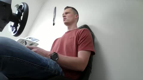 Dennis online show from November 2025 09:32:02 AM