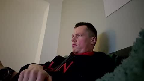 Dennis online show from December 2025 06:48:02 PM