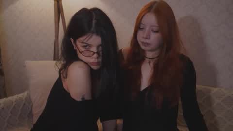 EllaLyn online show from October 2025 08:08:02 PM