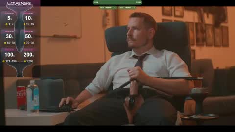 Snapshot of the_dilf chatting on May 2026 09:03:02 AM The DILF - online show from May 2026 09:03:02 AM