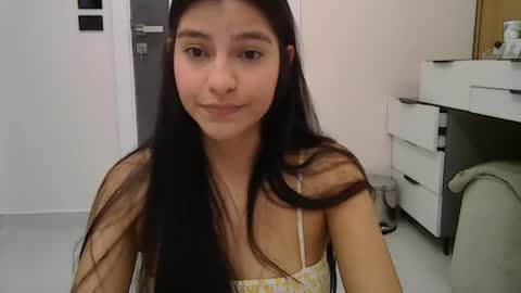 IM EMELY online show from May 2026 07:05:01 AM