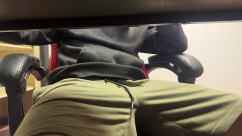 Snapshot of the_finger_in_ur_butt chatting on March 2026 04:51:02 AM the_finger_in_ur_butt online show from March 2026 04:51:02 AM