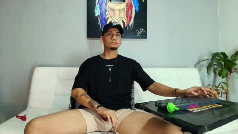 Snapshot of the_golden_boys chatting on December 2024 01:39:02 AM SCOTT THEO KAMERON GENDERSON online show from December 2024 01:39:02 AM