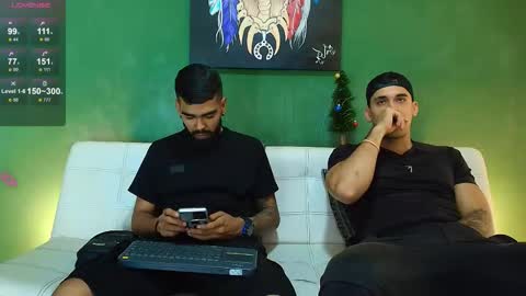 Snapshot of the_golden_boys chatting on November 2025 01:40:01 AM SCOTT THEO KAMERON GENDERSON online show from November 2025 01:40:01 AM