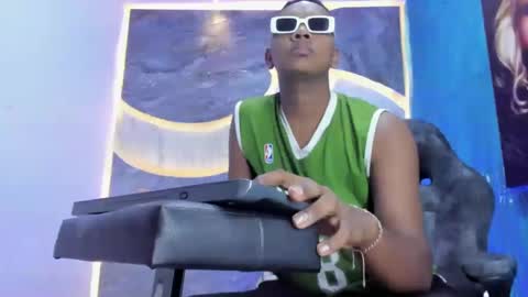 the_hot_boy0 online show from November 2025 12:28:01 PM