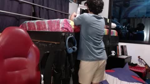 the_nerdy_wizard online show from September 2025 04:50:01 AM