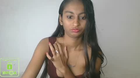 Snapshot of the_right_girl chatting on January 2025 01:52:02 PM Suzan Sexy online show from January 2025 01:52:02 PM