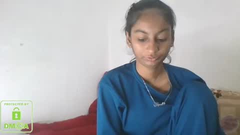 Snapshot of the_right_girl chatting on February 2025 04:46:02 AM Suzan Sexy online show from February 2025 04:46:02 AM