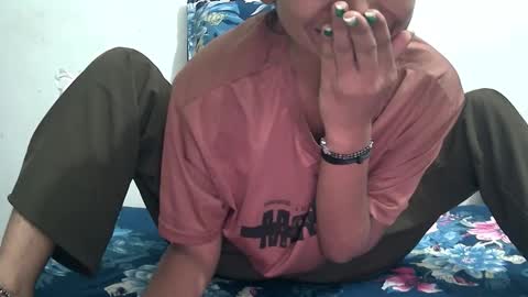 Suzan Sexy online show from December 2025 05:19:02 PM