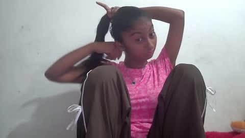 Suzan Sexy online show from February 2026 04:20:01 AM