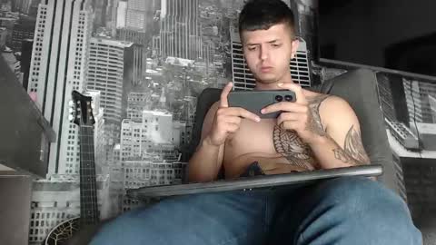 Snapshot of theangelmiguel chatting on December 2024 08:05:01 AM Miguel Angel online show from December 2024 08:05:01 AM