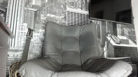 Snapshot of theangelmiguel chatting on December 2024 01:42:02 PM Miguel Angel online show from December 2024 01:42:02 PM