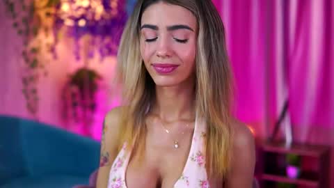 Ayana online show from October 2025 10:01:02 AM