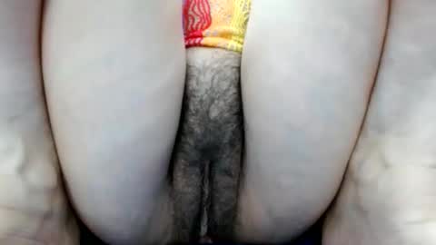 Snapshot of thebestpussyhairy chatting on February 2026 08:25:02 AM Karla online show from February 2026 08:25:02 AM