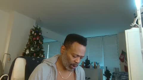 Snapshot of theblacklordmaster chatting on December 2024 01:21:01 PM theblacklordmaster online show from December 2024 01:21:01 PM