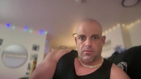 Snapshot of thebuzz777 chatting on December 2024 08:19:02 AM theBuzz777 online show from December 2024 08:19:02 AM