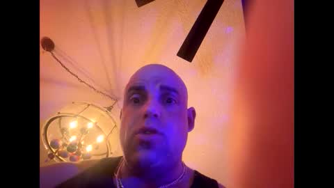 Snapshot of thebuzz777 chatting on December 2024 11:29:02 AM theBuzz777 online show from December 2024 11:29:02 AM