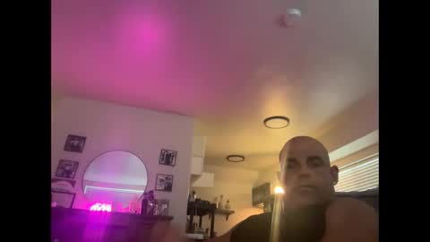 Snapshot of thebuzz777 chatting on September 2025 11:51:02 PM theBuzz777 online show from September 2025 11:51:02 PM