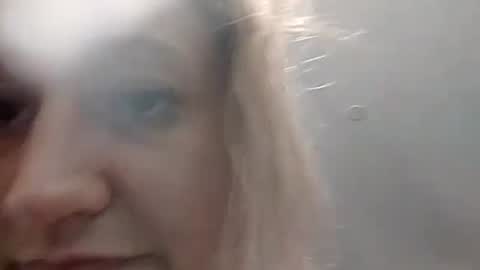 GoodnessGodess online show from September 2025 04:17:01 PM