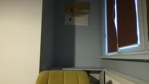 Snapshot of thecrystal chatting on December 2024 12:38:01 PM Crystal online show from December 2024 12:38:01 PM