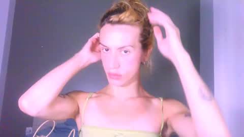 Snapshot of thedollxxxperience chatting on April 2026 12:22:01 AM Yolanda online show from April 2026 12:22:01 AM