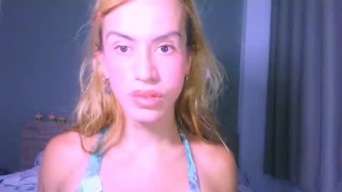 Snapshot of thedollxxxperience chatting on May 2026 04:07:01 AM Yolanda online show from May 2026 04:07:01 AM
