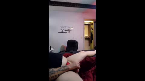 theejerbear1983 online show from April 2026 04:28:01 AM