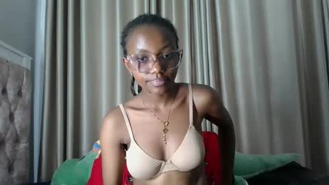 Snapshot of theequinn1 chatting on May 2026 10:54:01 AM theequinn1 online show from May 2026 10:54:01 AM