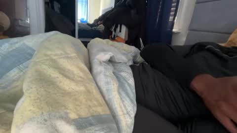 theeshooterr online show from October 2025 01:29:01 PM