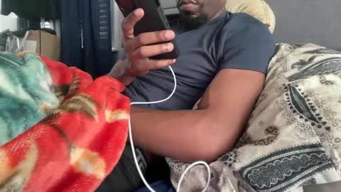 theeshooterr online show from November 2025 01:04:02 PM