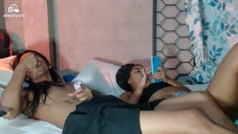 las cabras online show from May 2026 01:45:02 AM