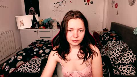 TheFarmergirl online show from April 2026 05:59:01 AM