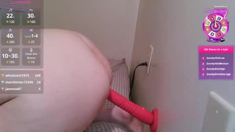 Snapshot of thefreaks2025 chatting on March 2025 06:59:02 AM Tall Miracle online show from March 2025 06:59:02 AM