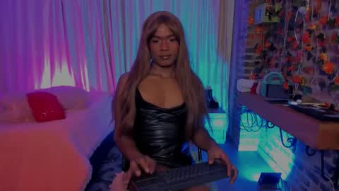 Snapshot of thegoldenbitch chatting on February 2026 09:17:01 AM Goldie online show from February 2026 09:17:01 AM