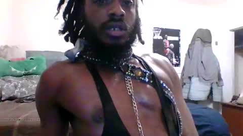 Snapshot of theguyss678 chatting on January 2025 10:14:02 AM Arching4Life online show from January 2025 10:14:02 AM