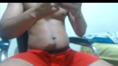 Snapshot of thehousedog chatting on May 2026 10:22:02 AM thehousedog online show from May 2026 10:22:02 AM